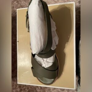 Micheal Kors Sandals ! New never worn! Olive green color with gold accents